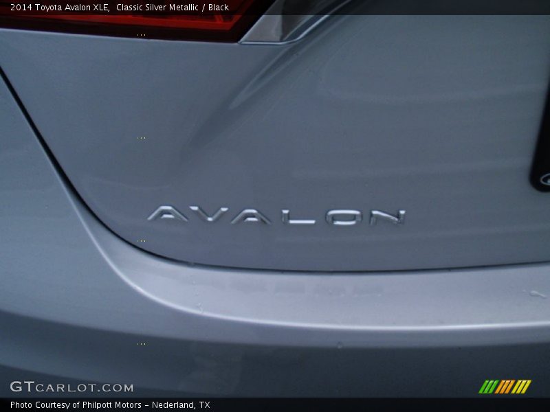 Classic Silver Metallic / Black 2014 Toyota Avalon XLE