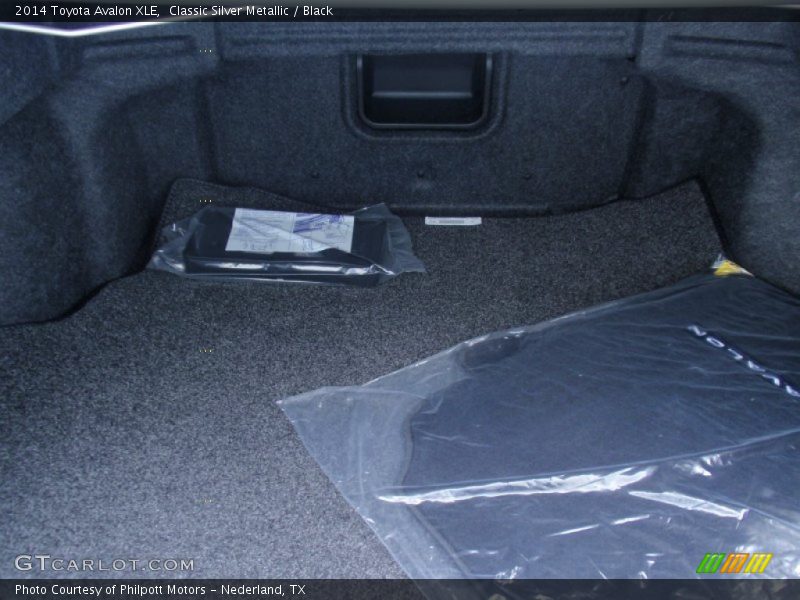 Classic Silver Metallic / Black 2014 Toyota Avalon XLE