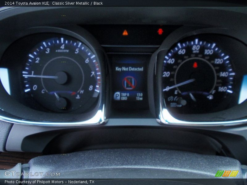 Classic Silver Metallic / Black 2014 Toyota Avalon XLE