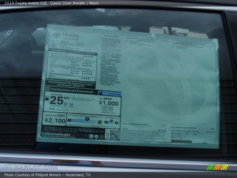 Classic Silver Metallic / Black 2014 Toyota Avalon XLE