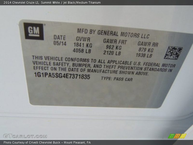Summit White / Jet Black/Medium Titanium 2014 Chevrolet Cruze LS