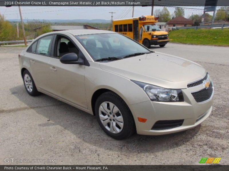 Champagne Silver Metallic / Jet Black/Medium Titanium 2014 Chevrolet Cruze LS