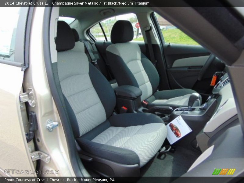 Champagne Silver Metallic / Jet Black/Medium Titanium 2014 Chevrolet Cruze LS
