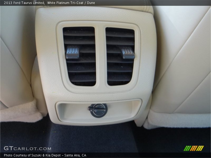 White Platinum Tri-Coat / Dune 2013 Ford Taurus Limited