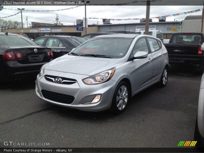 Ironman Silver / Black 2013 Hyundai Accent SE 5 Door