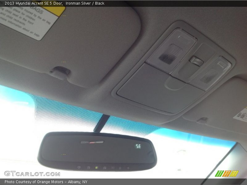 Ironman Silver / Black 2013 Hyundai Accent SE 5 Door