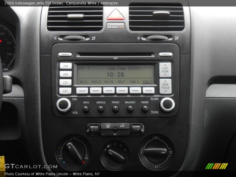 Controls of 2009 Jetta TDI Sedan