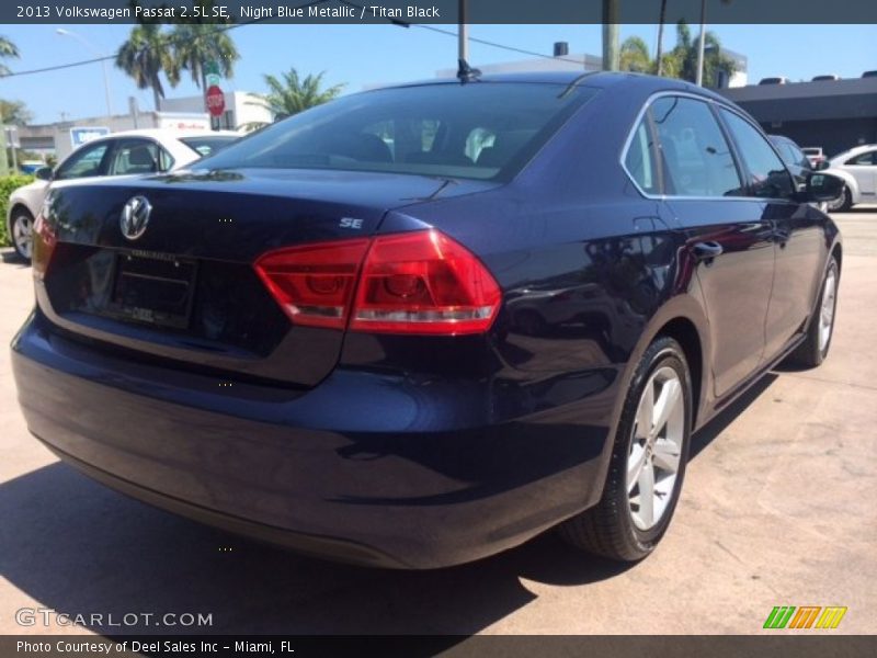 Night Blue Metallic / Titan Black 2013 Volkswagen Passat 2.5L SE