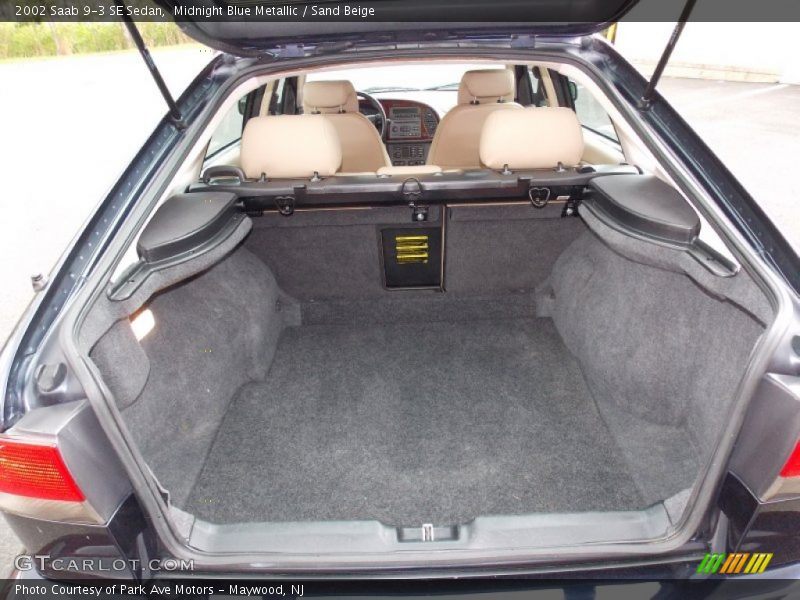 Midnight Blue Metallic / Sand Beige 2002 Saab 9-3 SE Sedan