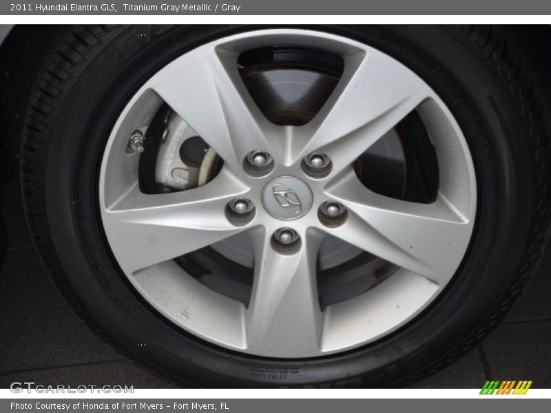 Titanium Gray Metallic / Gray 2011 Hyundai Elantra GLS