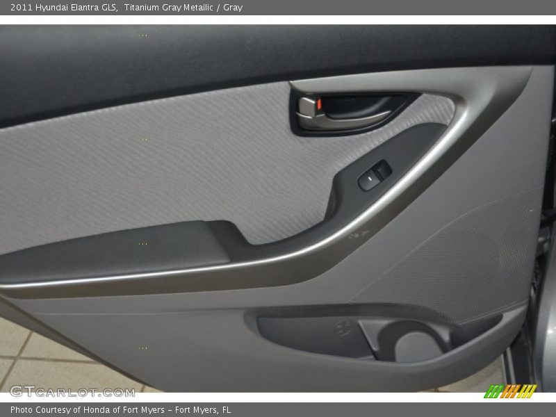 Titanium Gray Metallic / Gray 2011 Hyundai Elantra GLS