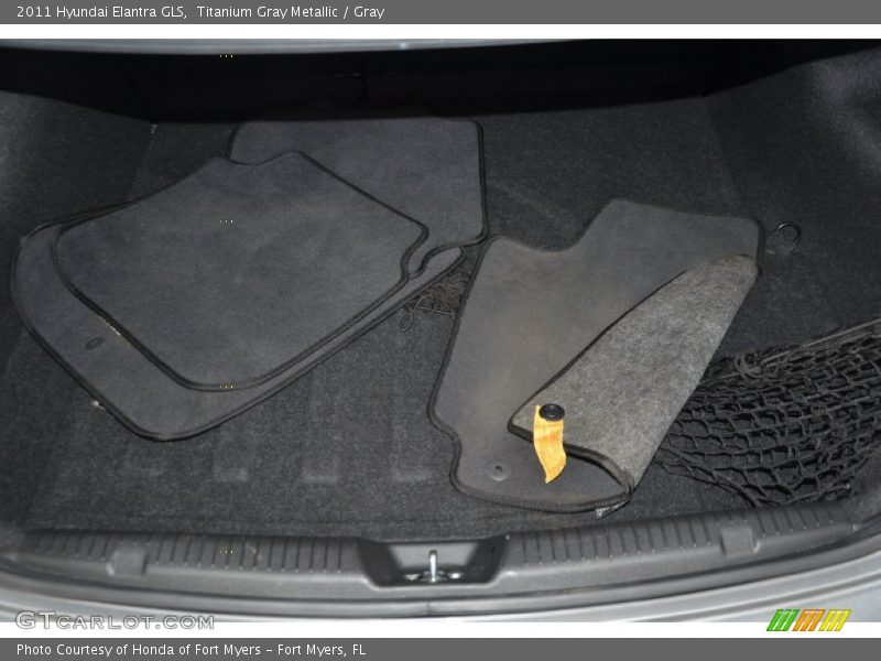 Titanium Gray Metallic / Gray 2011 Hyundai Elantra GLS