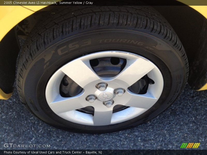Summer Yellow / Gray 2005 Chevrolet Aveo LS Hatchback