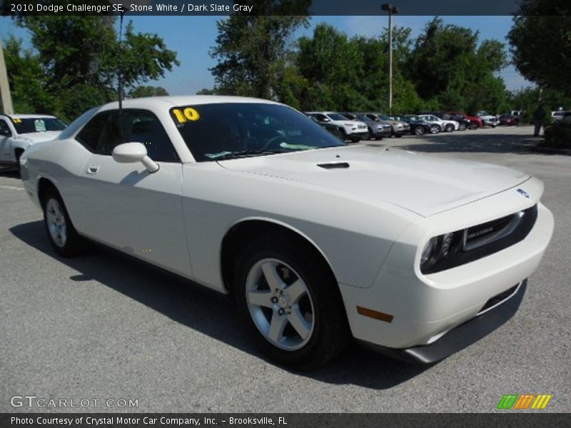 Stone White / Dark Slate Gray 2010 Dodge Challenger SE