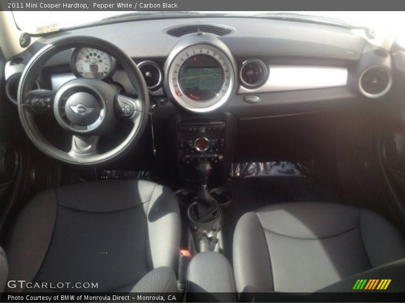 Pepper White / Carbon Black 2011 Mini Cooper Hardtop