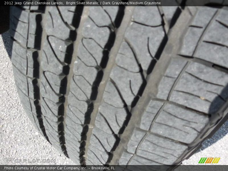 Bright Silver Metallic / Dark Graystone/Medium Graystone 2012 Jeep Grand Cherokee Laredo