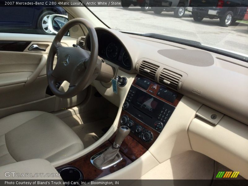 Arctic White / Stone 2007 Mercedes-Benz C 280 4Matic Luxury