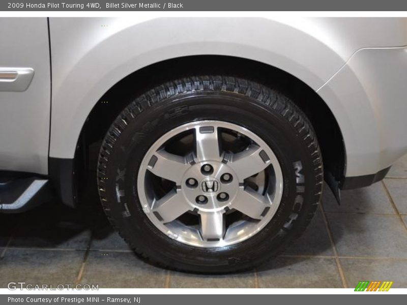  2009 Pilot Touring 4WD Wheel