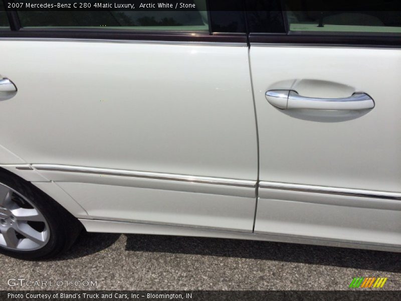 Arctic White / Stone 2007 Mercedes-Benz C 280 4Matic Luxury
