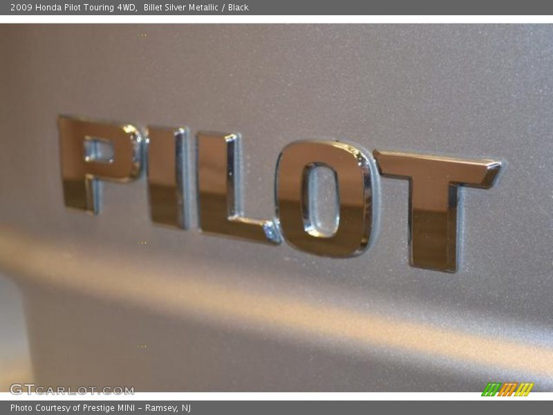 Billet Silver Metallic / Black 2009 Honda Pilot Touring 4WD