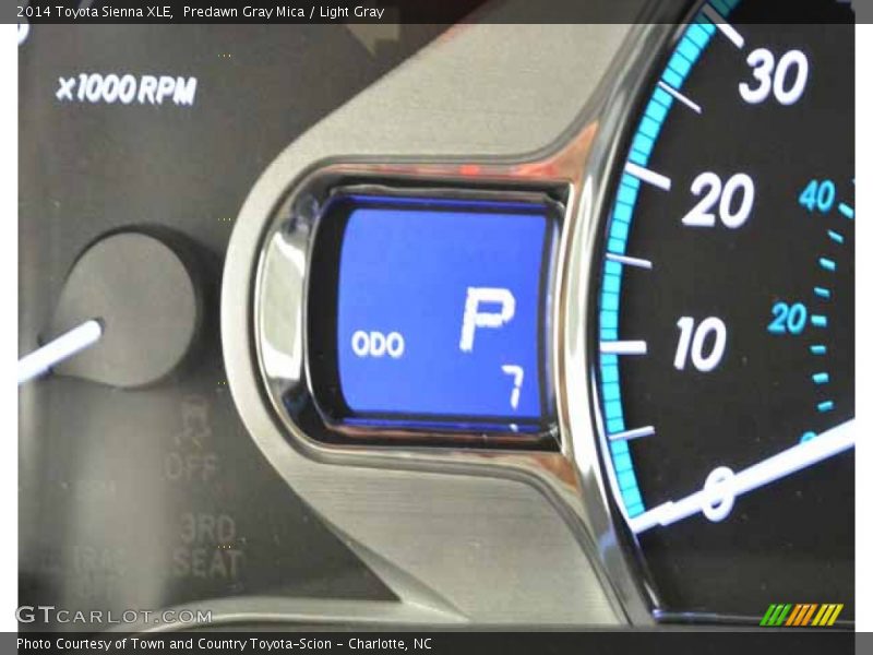 Predawn Gray Mica / Light Gray 2014 Toyota Sienna XLE