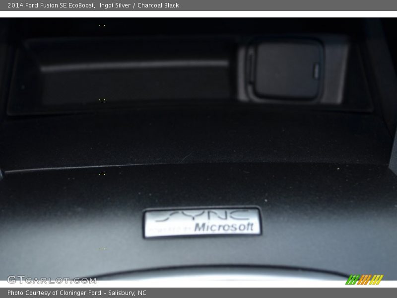 Ingot Silver / Charcoal Black 2014 Ford Fusion SE EcoBoost