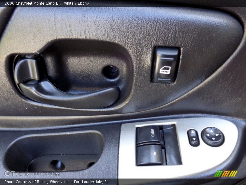 White / Ebony 2006 Chevrolet Monte Carlo LT