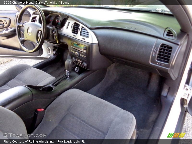 White / Ebony 2006 Chevrolet Monte Carlo LT