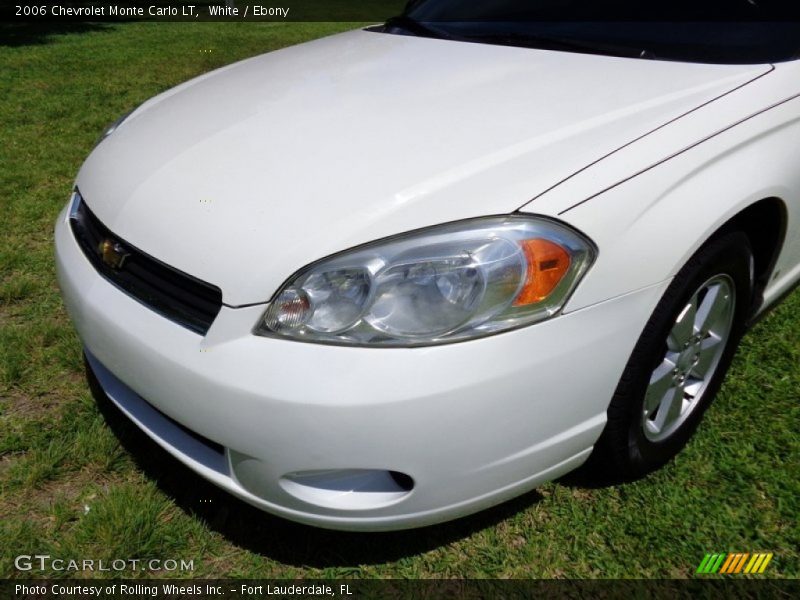 White / Ebony 2006 Chevrolet Monte Carlo LT
