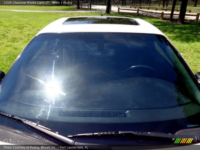 White / Ebony 2006 Chevrolet Monte Carlo LT