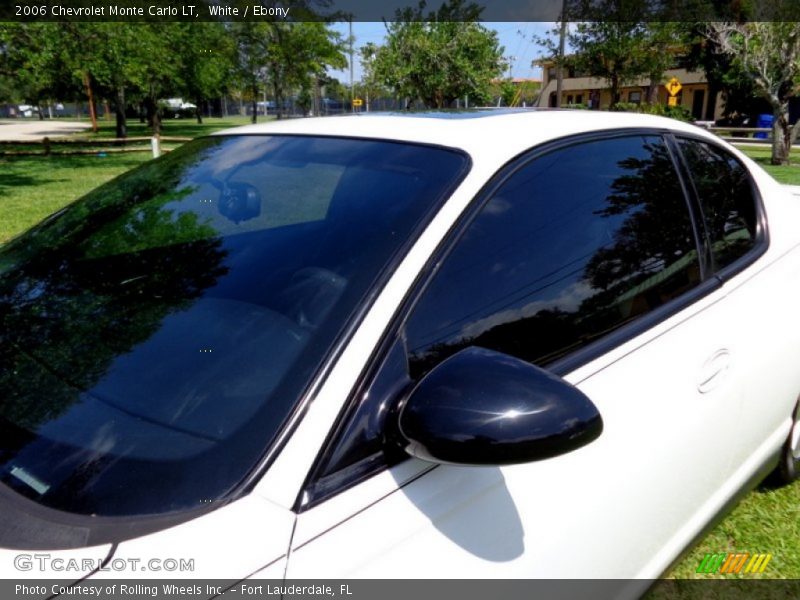 White / Ebony 2006 Chevrolet Monte Carlo LT