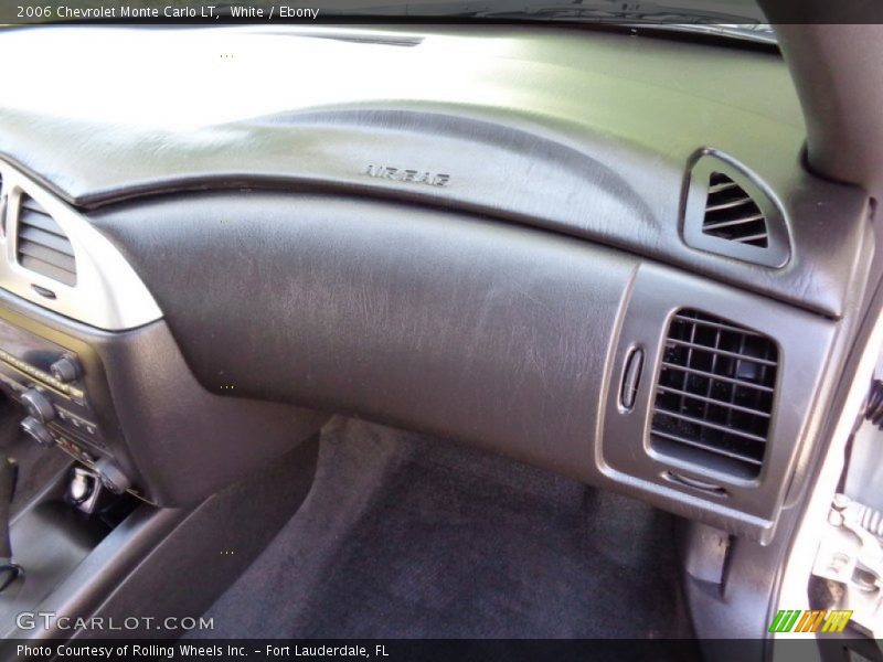 White / Ebony 2006 Chevrolet Monte Carlo LT