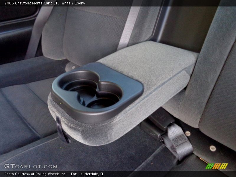 White / Ebony 2006 Chevrolet Monte Carlo LT