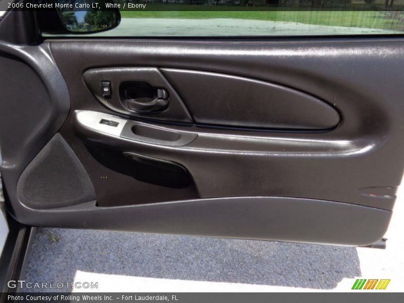White / Ebony 2006 Chevrolet Monte Carlo LT