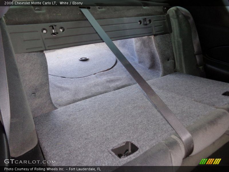 White / Ebony 2006 Chevrolet Monte Carlo LT