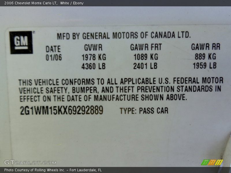 White / Ebony 2006 Chevrolet Monte Carlo LT