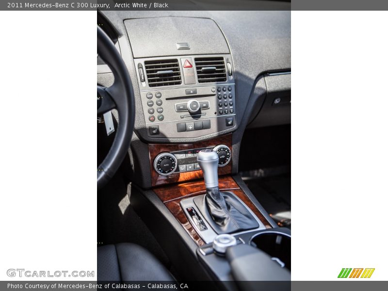 Arctic White / Black 2011 Mercedes-Benz C 300 Luxury