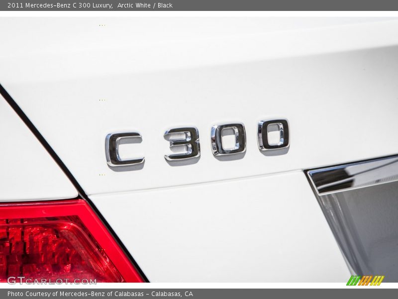 Arctic White / Black 2011 Mercedes-Benz C 300 Luxury