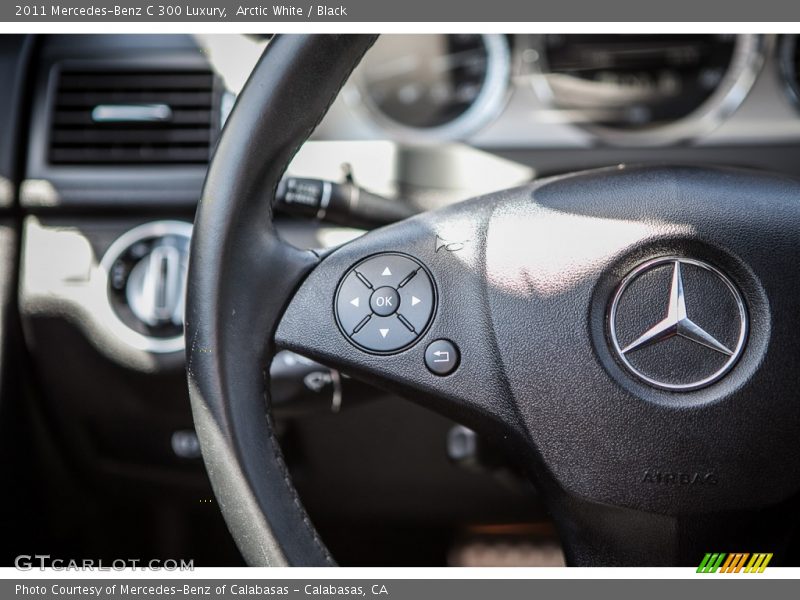 Arctic White / Black 2011 Mercedes-Benz C 300 Luxury