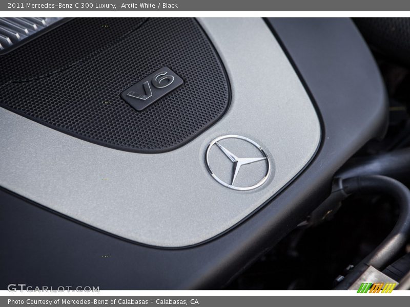 Arctic White / Black 2011 Mercedes-Benz C 300 Luxury