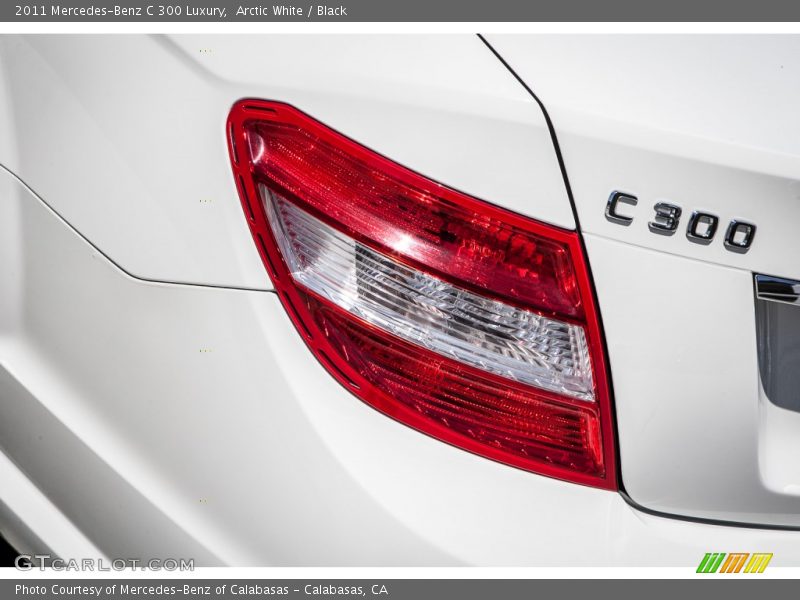 Arctic White / Black 2011 Mercedes-Benz C 300 Luxury