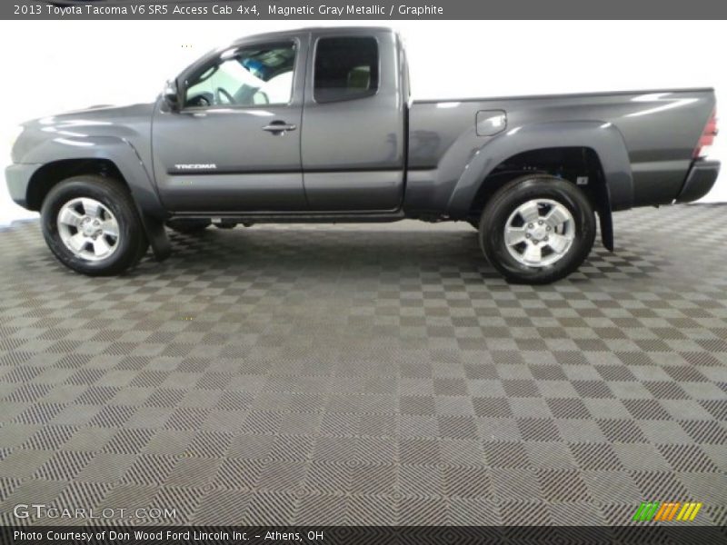 Magnetic Gray Metallic / Graphite 2013 Toyota Tacoma V6 SR5 Access Cab 4x4