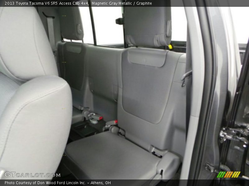 Magnetic Gray Metallic / Graphite 2013 Toyota Tacoma V6 SR5 Access Cab 4x4