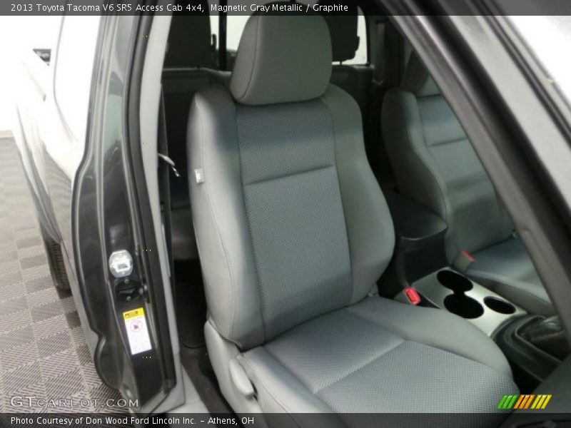 Magnetic Gray Metallic / Graphite 2013 Toyota Tacoma V6 SR5 Access Cab 4x4