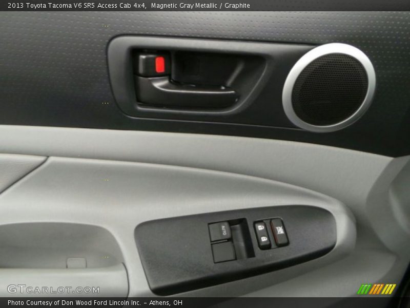 Magnetic Gray Metallic / Graphite 2013 Toyota Tacoma V6 SR5 Access Cab 4x4