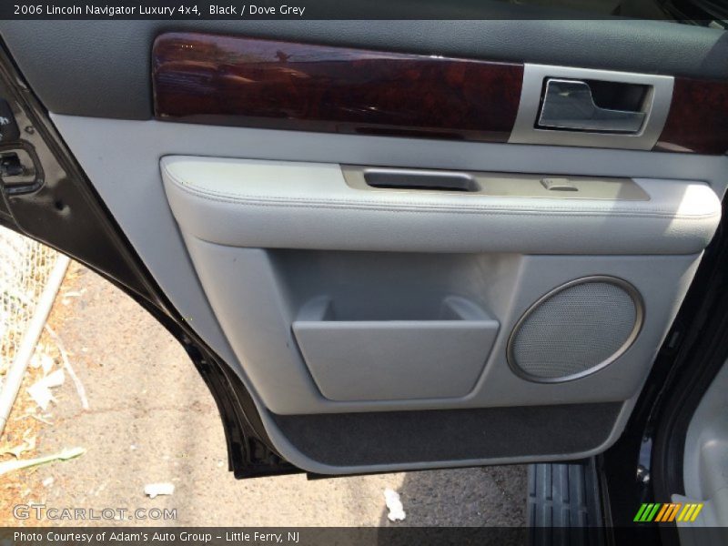 Black / Dove Grey 2006 Lincoln Navigator Luxury 4x4