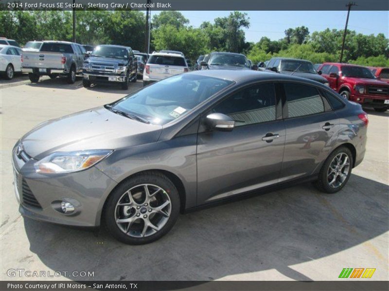Sterling Gray / Charcoal Black 2014 Ford Focus SE Sedan