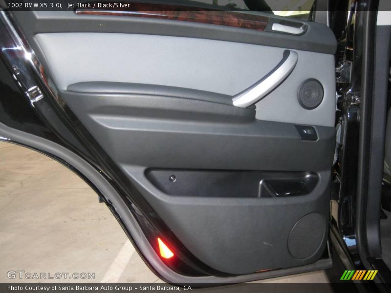 Jet Black / Black/Silver 2002 BMW X5 3.0i