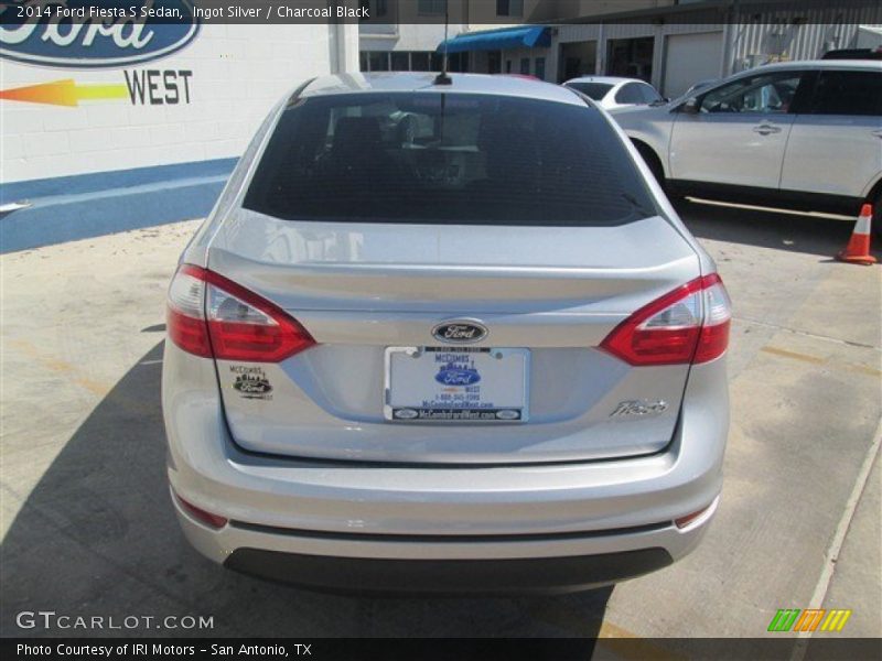 Ingot Silver / Charcoal Black 2014 Ford Fiesta S Sedan