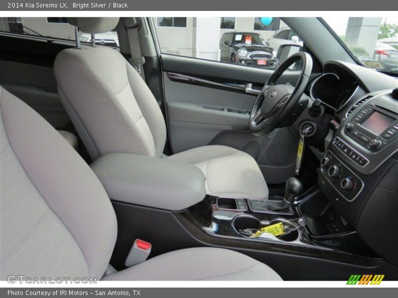 Bright Silver / Black 2014 Kia Sorento LX